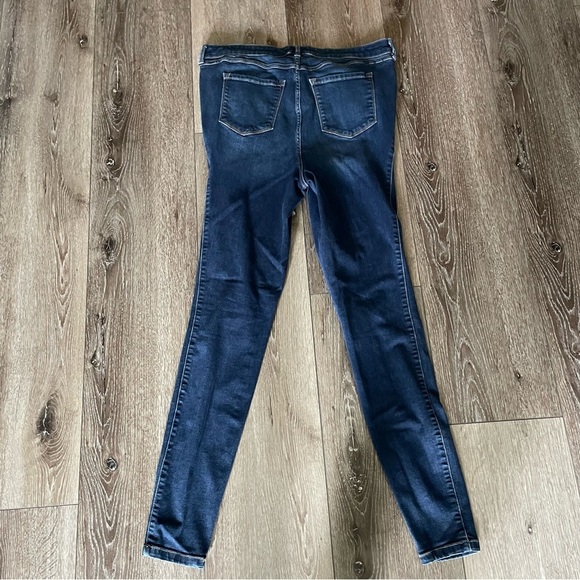TORRID MidFit Super Skinny High-Rise Jean Size 14 XT - Picture 3 of 9